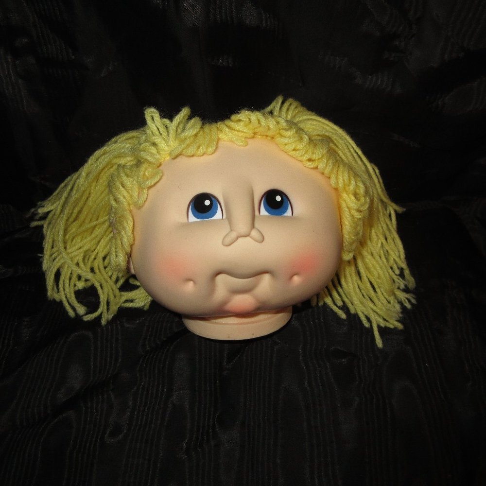 Vintage CABBAGE PATCH DOLL HEAD 1984 Blonde